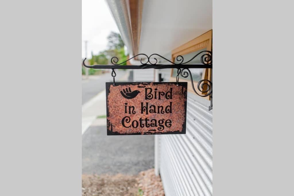 Bird In Hand Cottage, Port Noarlunga ภายนอก รูปภาพ